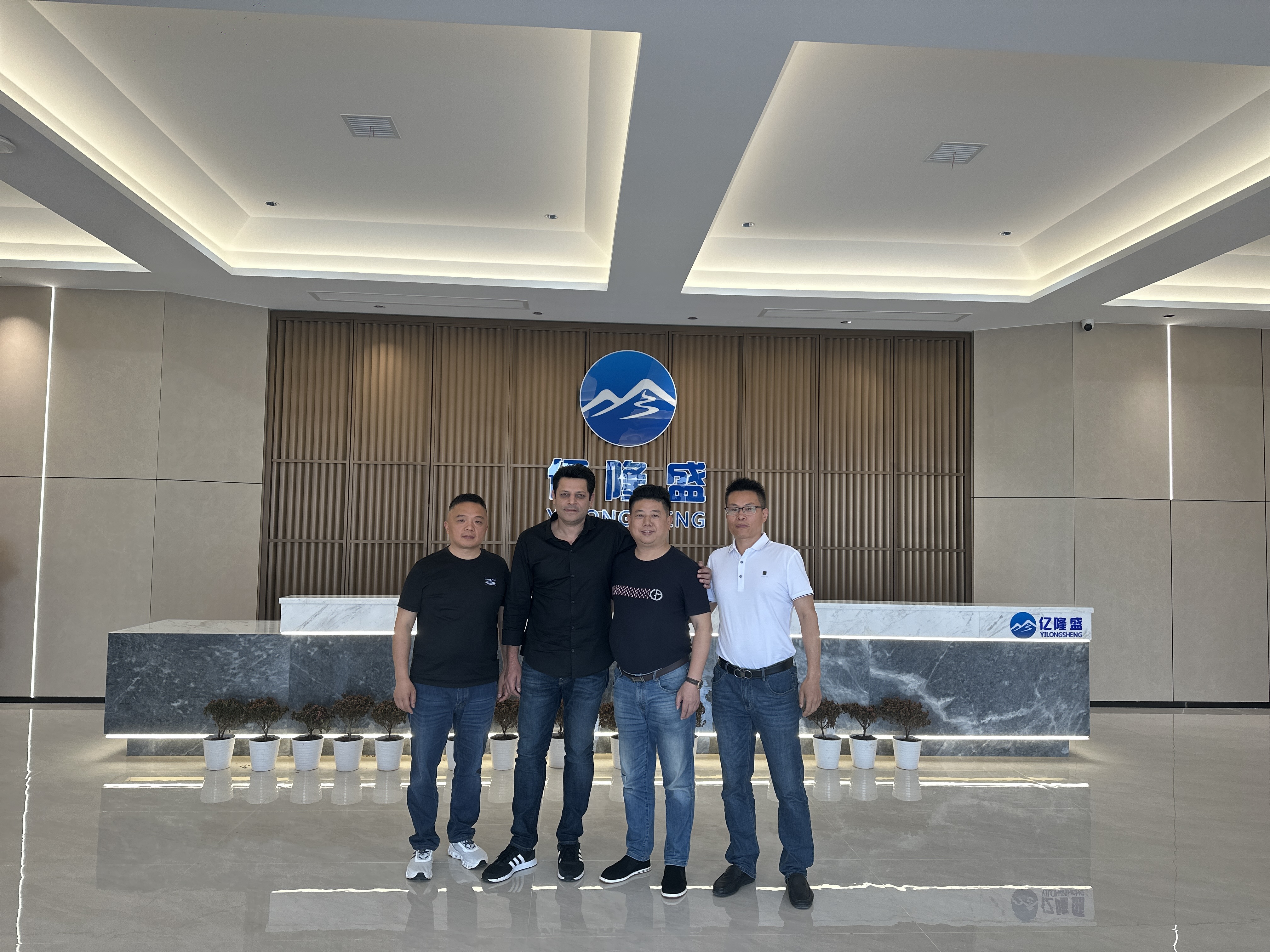 1734061060324.jpg 1734061060324.jpg